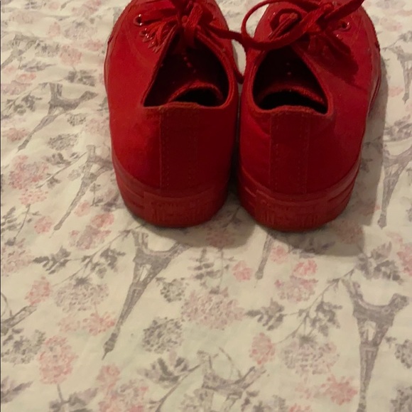 Shoes - Picture 3 of 4